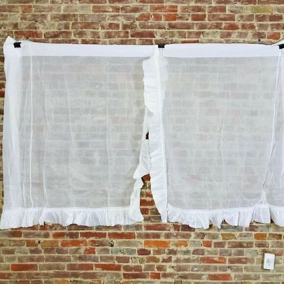 Curtain Lace Panel Semi Sheer Country 69x61” VTG - Picture 2 of 4
